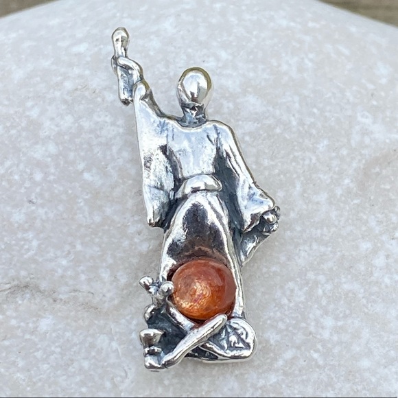 Magician Tarot pendant .925 Sterling Silver w/ genuine Sunstone 3D sculpture - Picture 1 of 15
